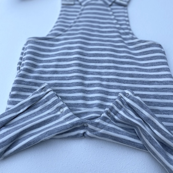 Wonder Nation baby gray striped overalls 6-9M - Picture 4 of 5